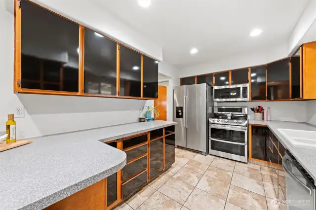 Plenty of counter space for cooking and entertaining!
