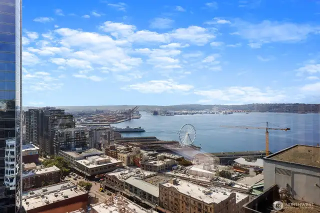 Just a block from Pike Place Market and 2 blocks from the waterfront. Check out the newly remodeled waterfront!
