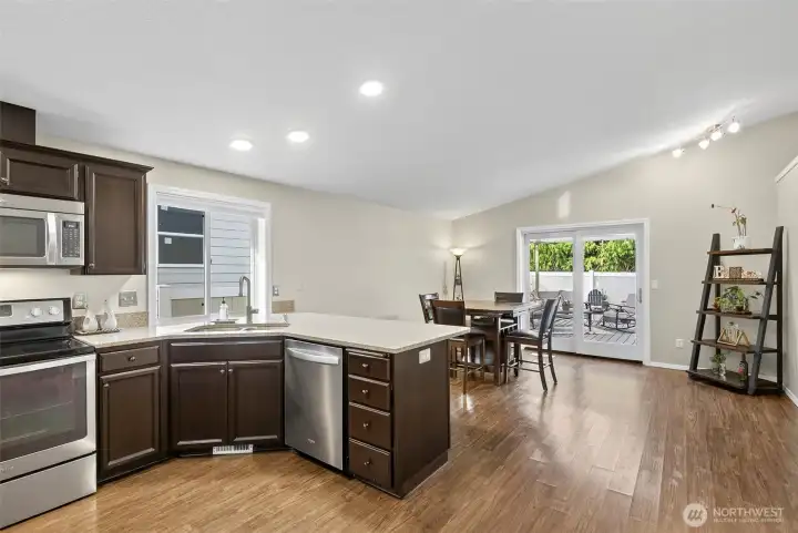 Kitchen/Dining