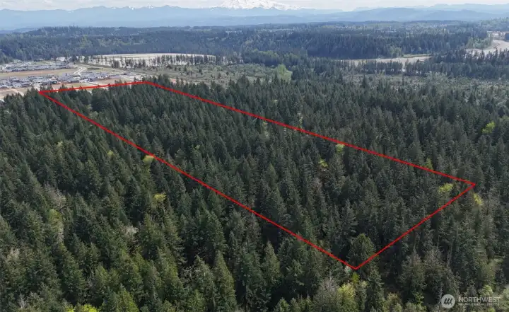 Rapid growing area of Falling Water and Tehaleh nearby.