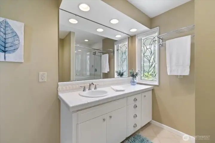 full bath on main level