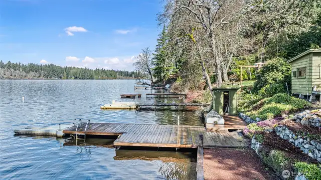 Dock