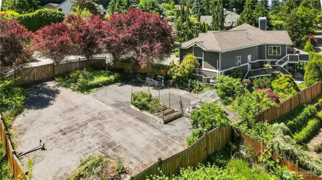 16783 Square Foot lot. Fully Fenced.