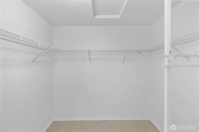 Primary Closet en-suite