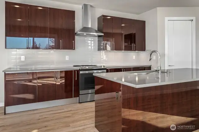 photo shown in homesite #6
