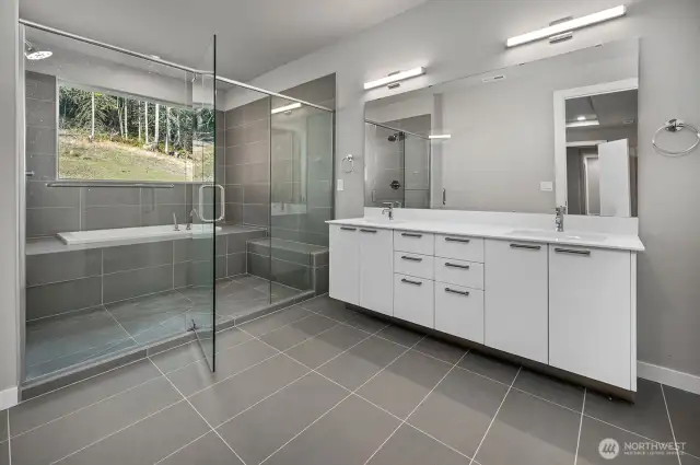 photo shown in homesite #6