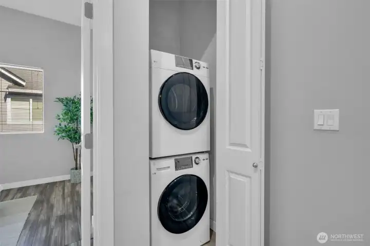 Front Load Washer/Dryer