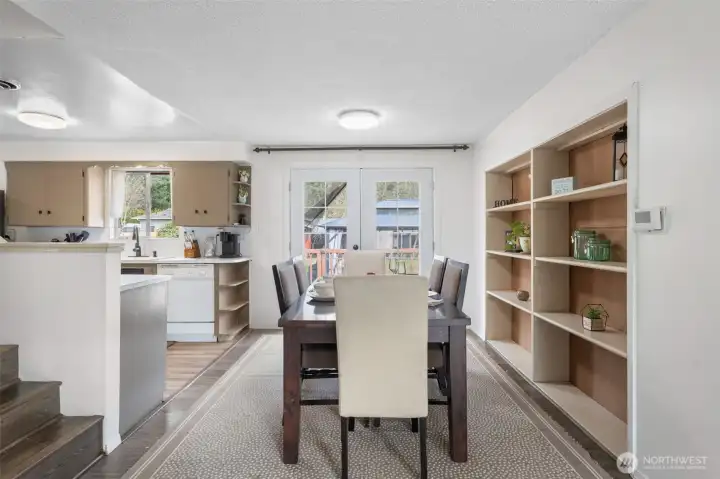 Formal dining space right off the kitchen
