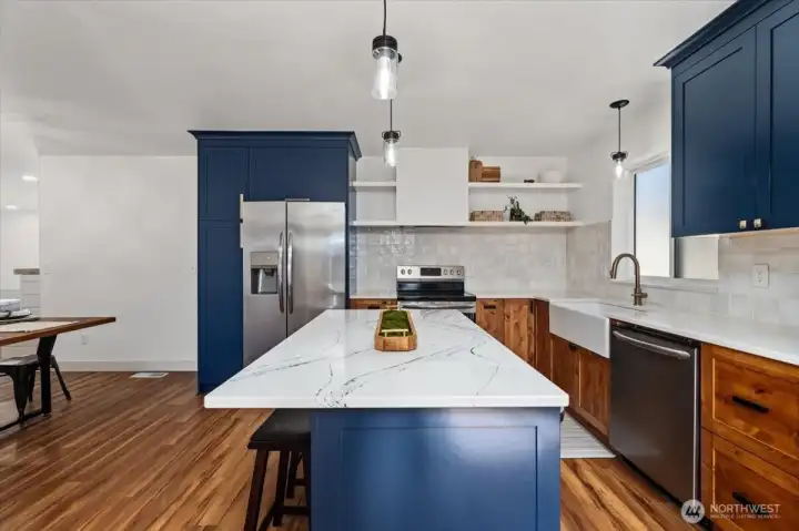 Beautifully fully re-designed kitchen