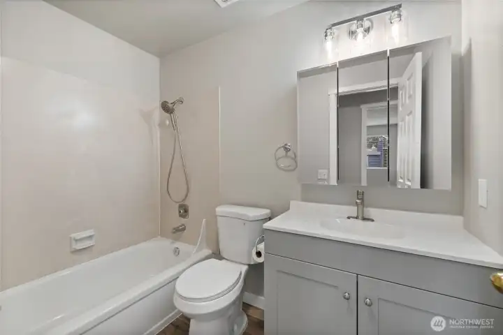 2nd Floor Main Bath