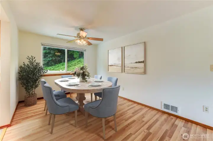 Virtually Staged Dining room