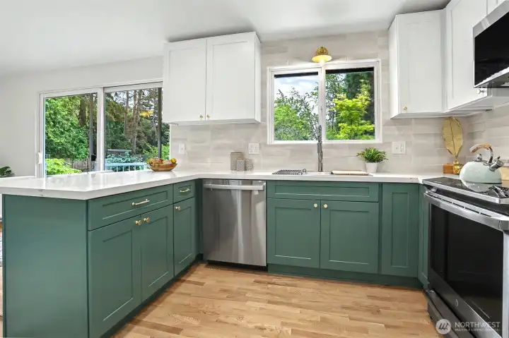 Gorgeous new solid surface counter tops
