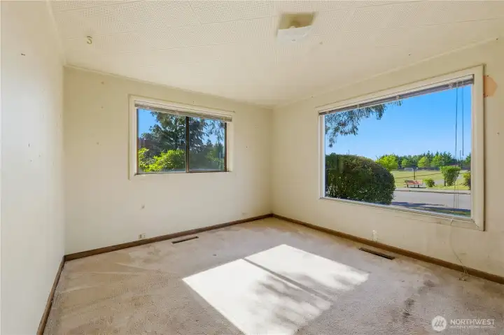 2nd main floor bedroom