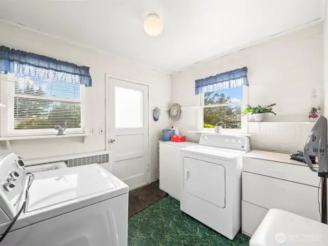 Laundry/mud room