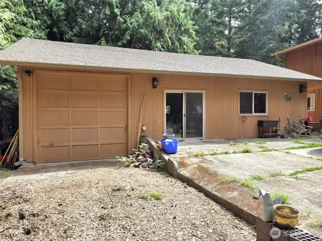detached ADU with garage