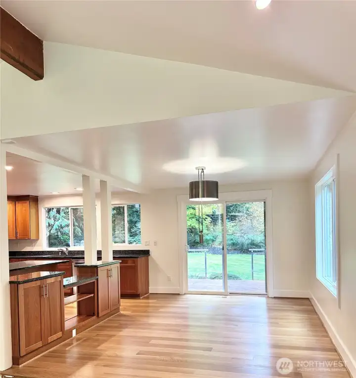 Spacious, fluid spaces where you can easily interact with guests while cooking.
