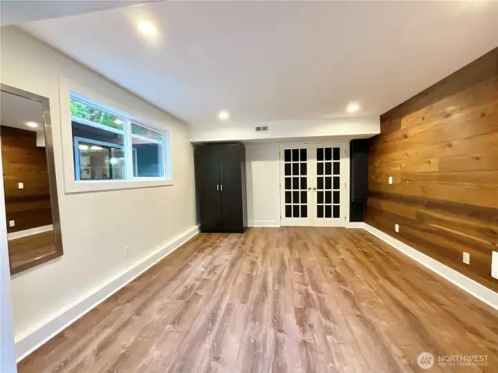 Let your imagination take you... Media room? Gym? Art room? Music or video recording space?