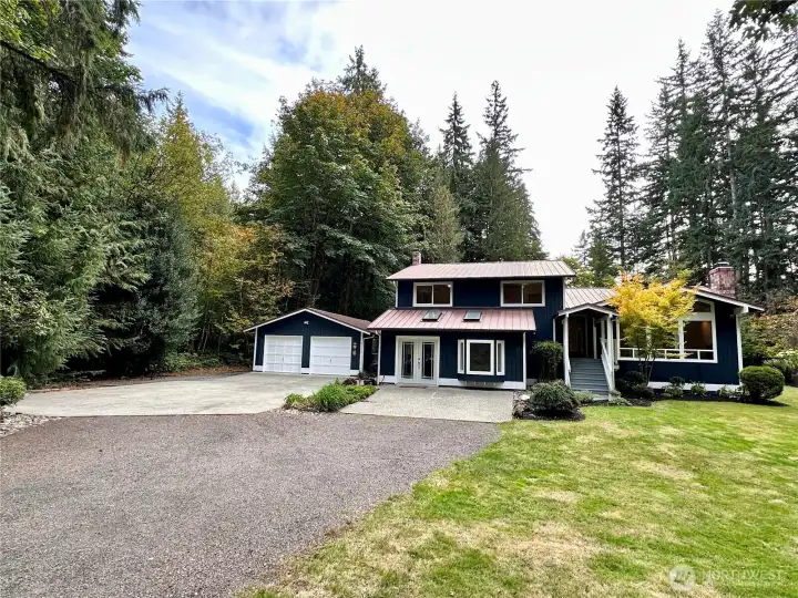 This is a dream property with an abundance of space and privacy. Have an RV, boat, a few cars and trucks... and some more toys? Plenty of room for all here!