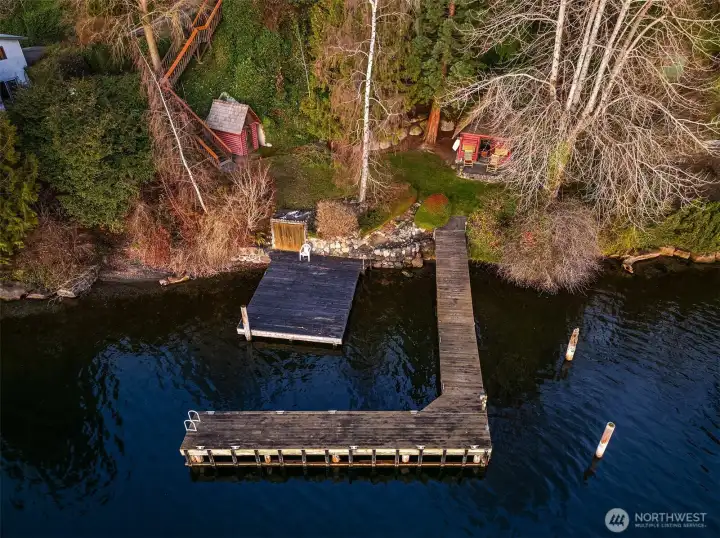 Private landing where the log cabin sits at the base and the lookout is above