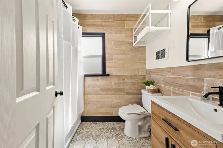 Main floor full bathroom.