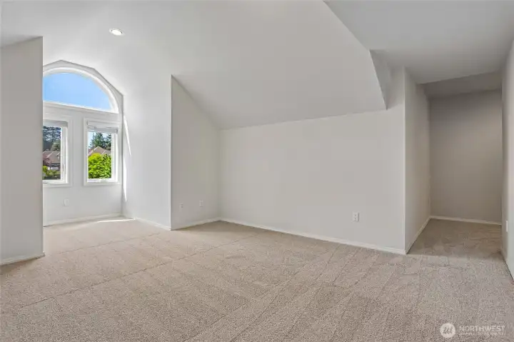 Bonus or 4th bedroom