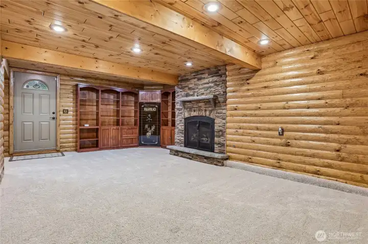 Rustic Rec room down stairs