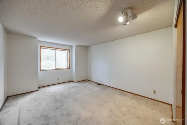 Large second bedroom