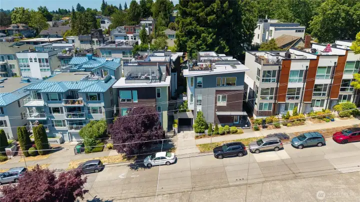 Quiet street close to Burke Gilman and Gas Works