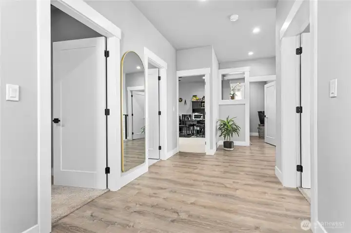 Upstairs landing, open hallway