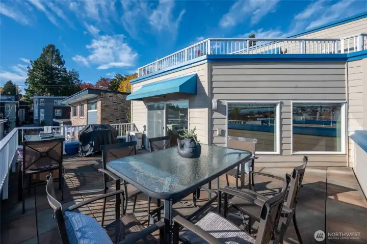 Enjoy dining area on deck