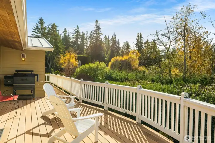 Outdoor deck connects to the main level livingroom.