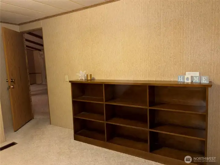 Second bedroom entry