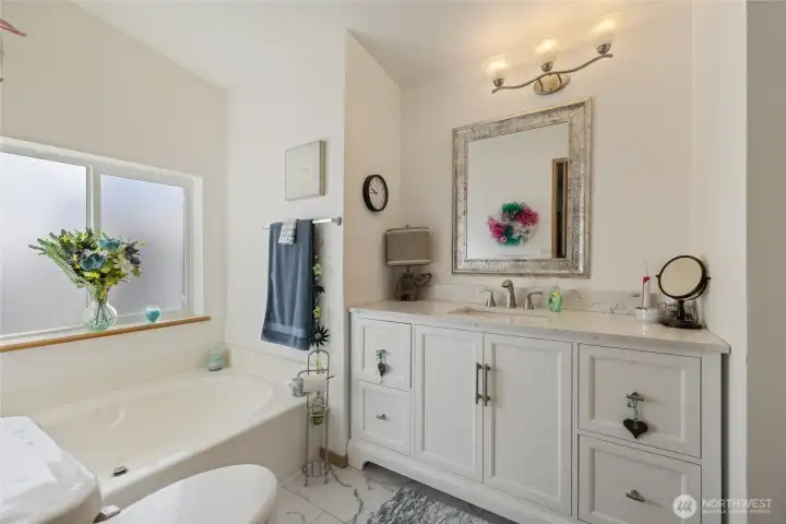 En Suite features a jetted tub for ultimate relaxation