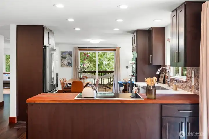 The cook is part of the action!