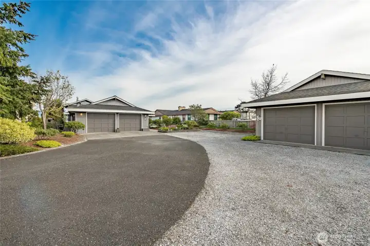 Oversized lot for 4 car garage and RV