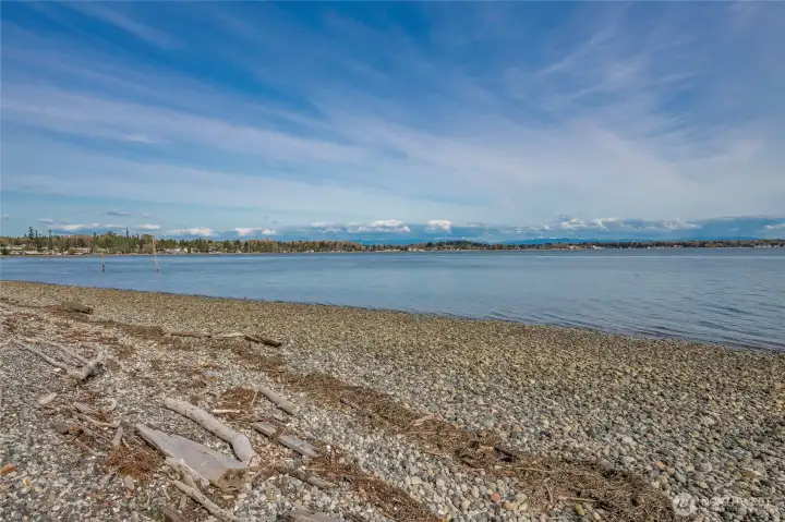 Imagine making beach memories here!