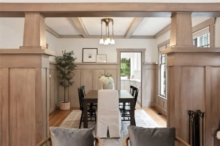 Craftsman charm abounds