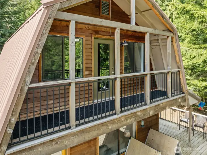 Upstairs balcony