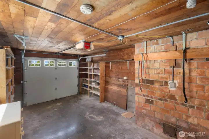 Attached Garage