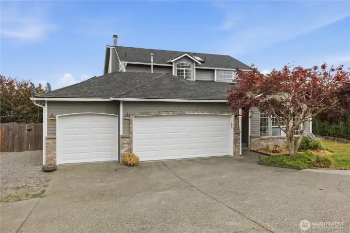 3 Car garage