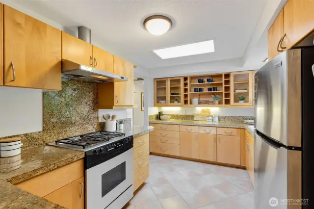 Gas cooktop will please any chef.
