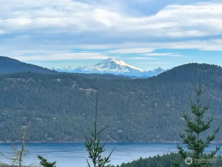 Stunning views of majestic Mt. Baker from the private end of the road site.