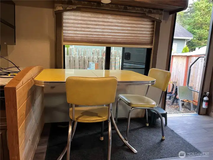 What a fun retro table and chairs.