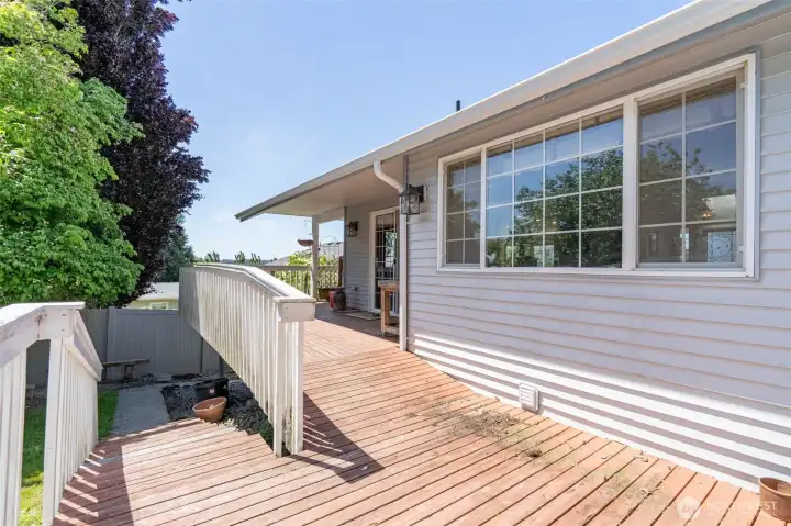 Deck