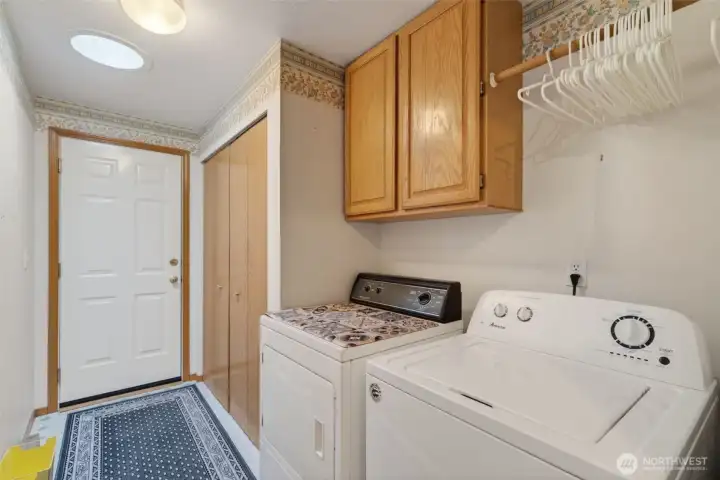 Laundry Room to Garage