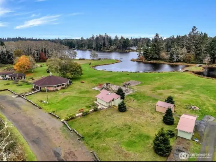 HOA dues include access to Loomis Lake which is just over 4 miles in length, with fishing for trout, perch and large-mouthed bass, or use by non-motorized vessels.