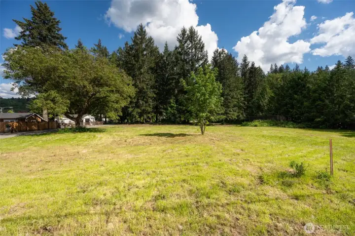 1.02 Acres to build your dreams