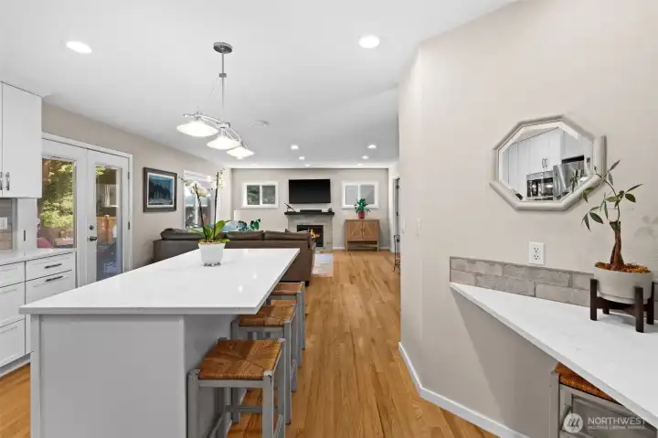 Functional open layout offers comfortable living, dining, and entertaining opportunities. Functional open layout offers comfortable living, dining, and entertaining opportunities.
