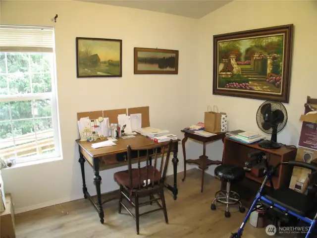 2nd Bedroom
