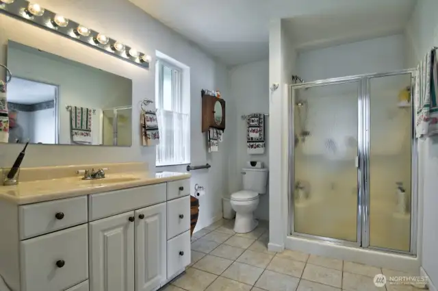 Spacious bath upstairs.